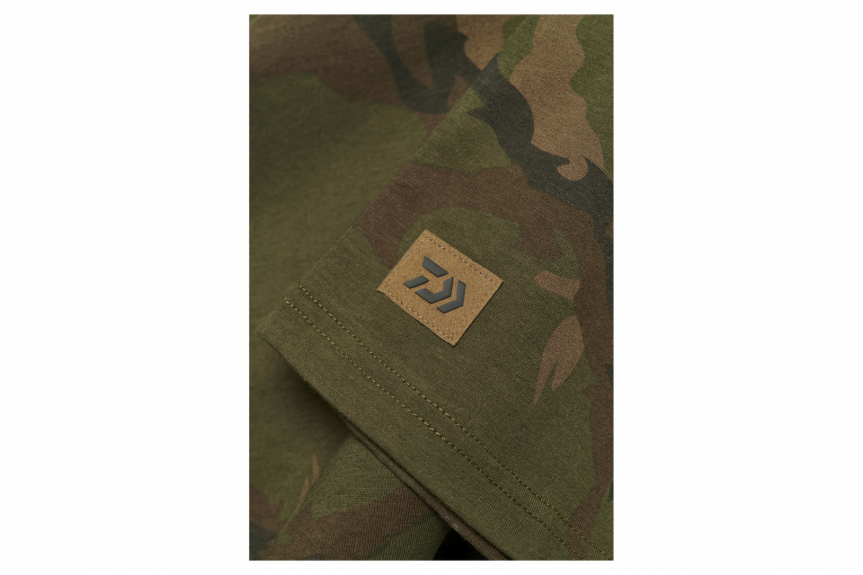 Daiwa Carp Camo T-Shirt <span>| green camo</span>