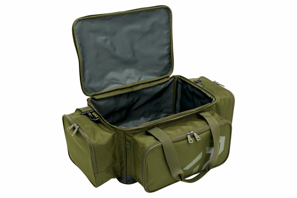 Black Widow Low Level Carryall <span>| Karpfentasche</span>