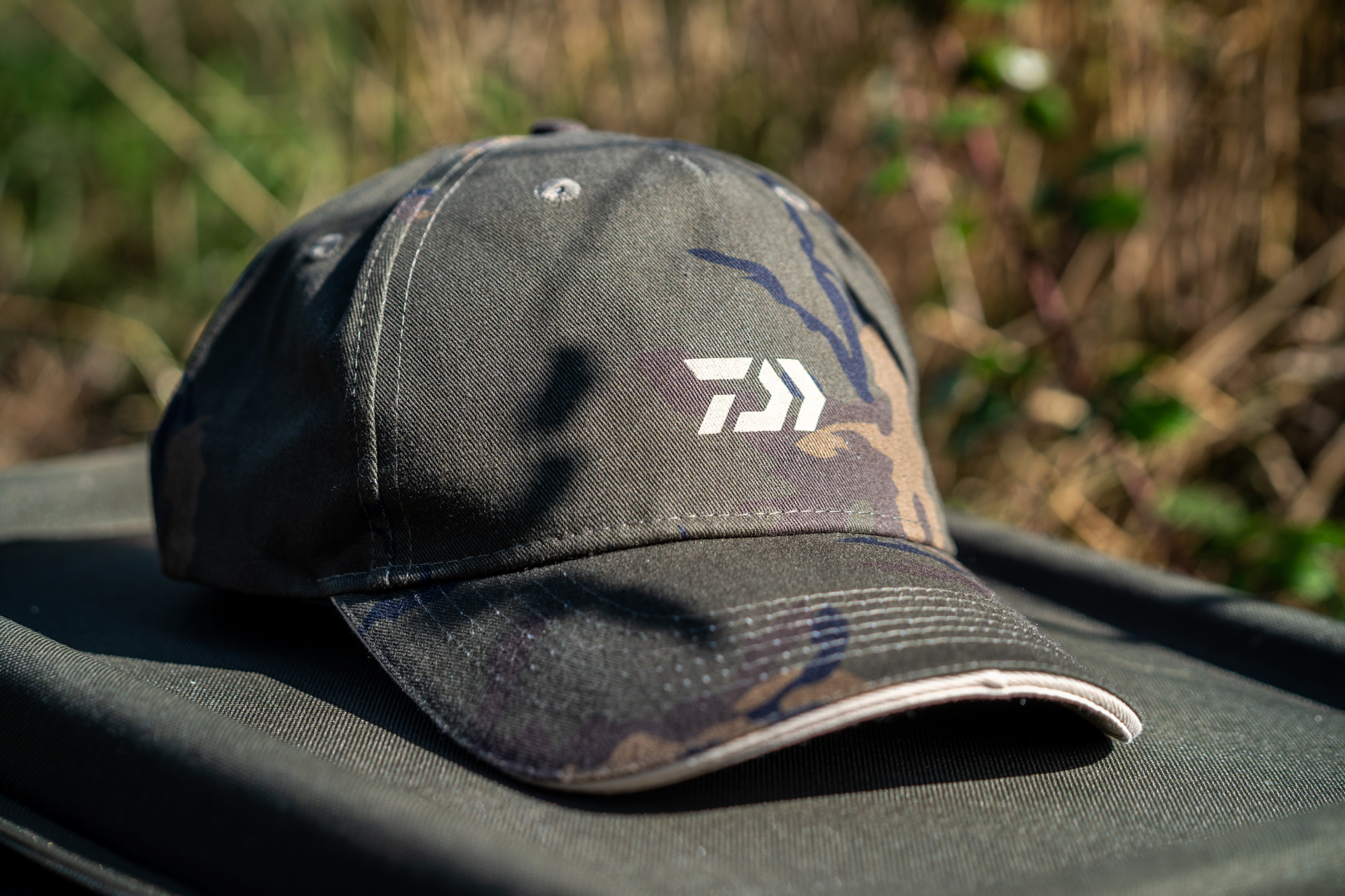 Daiwa D-Vec Carp Camo Cap <span>| green camo</span> Daiwa D-Vec Carp Camo Cap <span>| green camo</span>