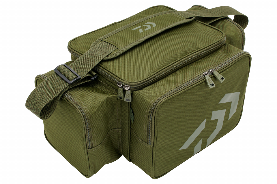 Black Widow Compact Tackle Bag Black Widow Compact Tackle Bag