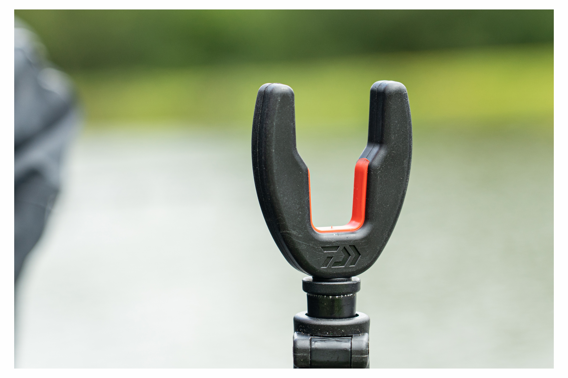 N'Zon Dual Feeder Rod Rest